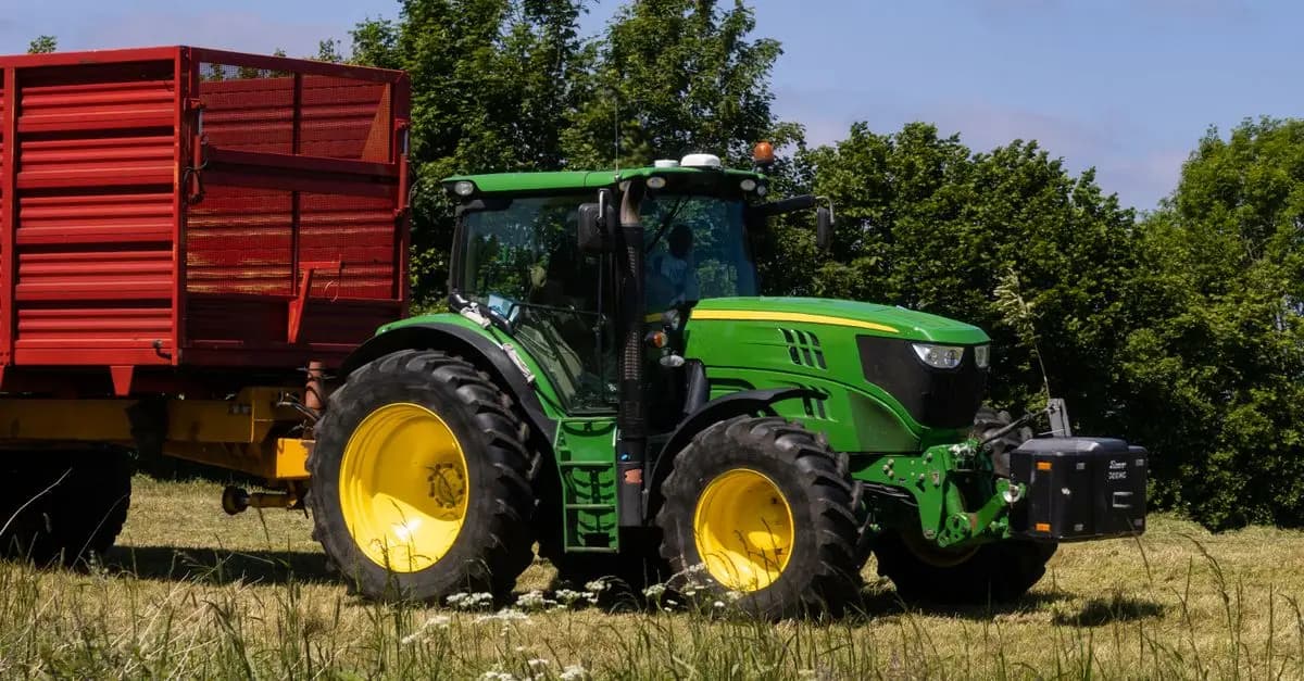 Guide d'achat peinture carrosserie tracteur