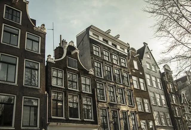 Your Guide to Historical Tours in Europe