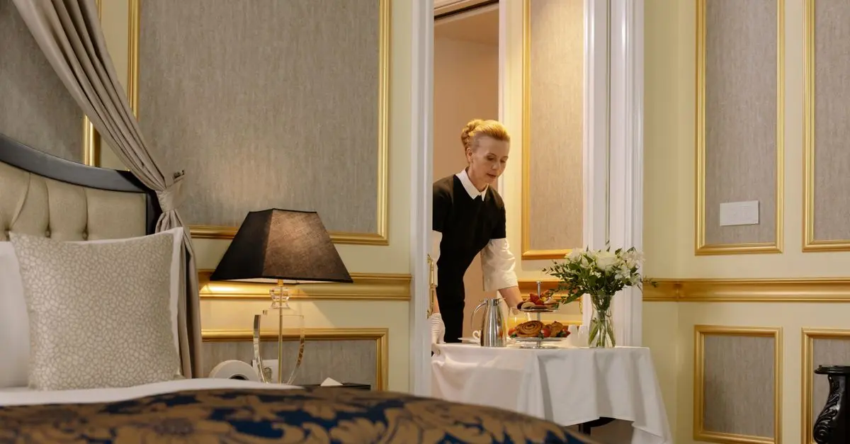 Luxury Accommodations Review Guide
